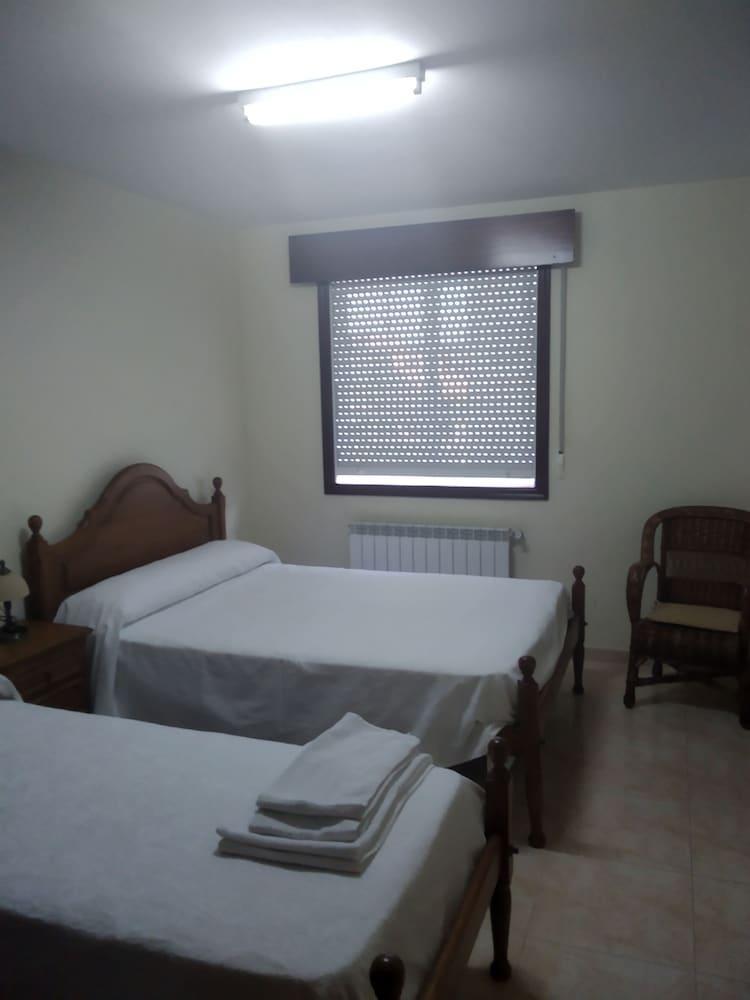Hostal El Viejo Galeon Baiona Exterior foto